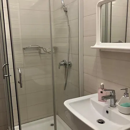 Bucuresti City Studio * Βουκουρέστι